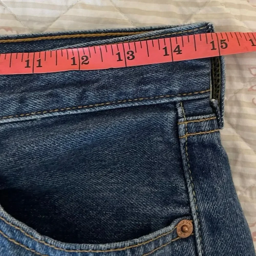 VTG 2003 Levi's 501 Original Fit Straight Leg Denim Button Fly Jeans Y2K